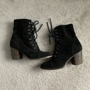 Steve Madden Gretell lace up boots with zipper